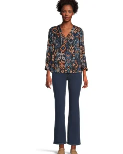 3/4 Sleeve V-Neck Popover Woven Blouse