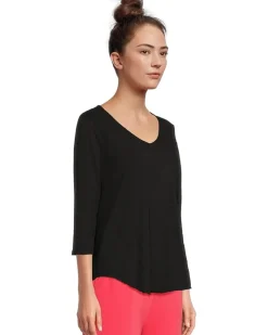 3/4 Sleeve V-Neck Tee with Curved Hem