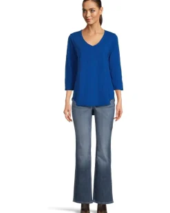 3/4 Sleeve V-Neck Tee with Curved Hem