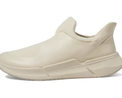 Biom 2.2 Traveler Slip-On Sneakers