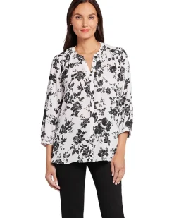 Blouse w/ Pleated Back