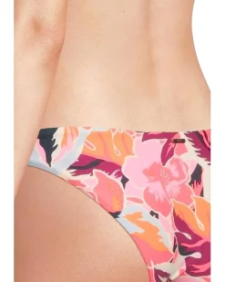 Coral Leafy Sublimity