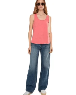 Curve Hem Scoop Neck Tank