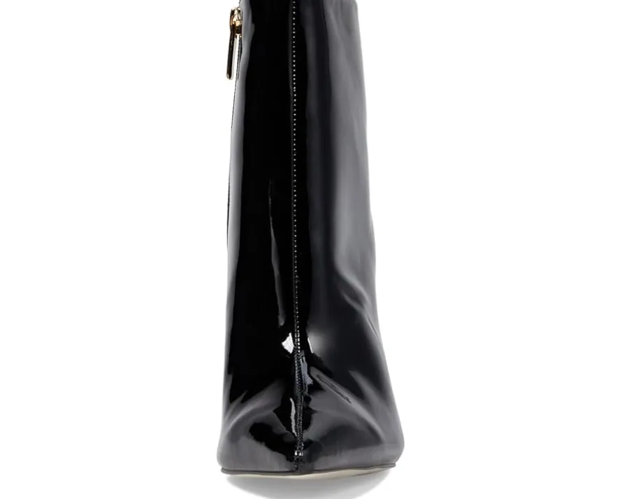 Deborah Size-Zip Bootie