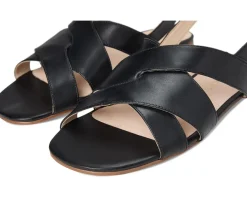 Erin Sandal