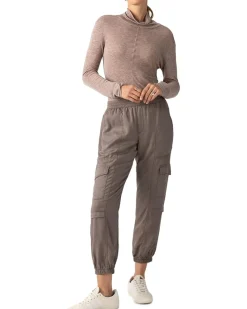 Exposed Seams Mock Neck