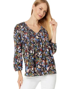 Floral Pintuck Blouse