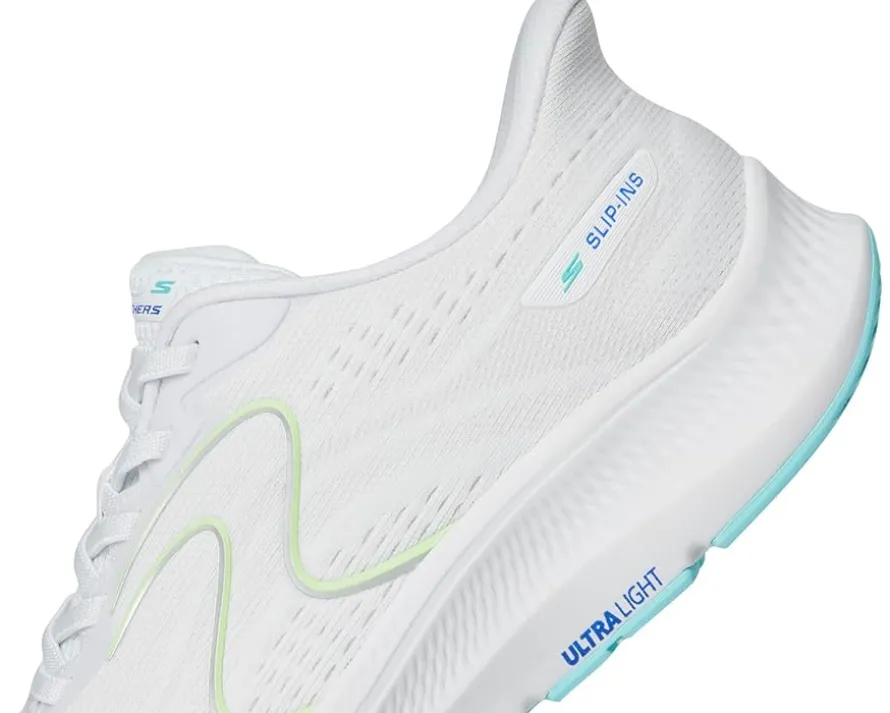 Go Run Consistent 2.0 Lockhart Hands Free Slip-ins