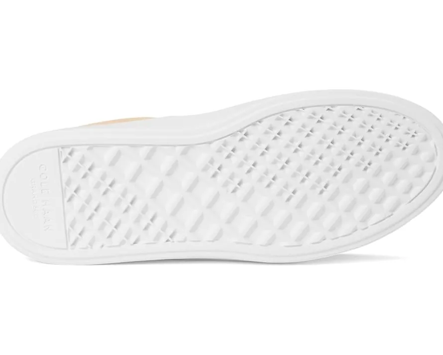 Grand Crosscourt Traveler Sneakers