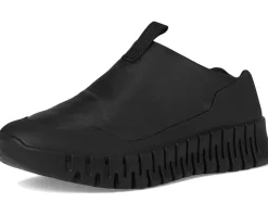 Gruuv Slip-On Sneaker