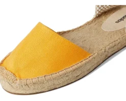 Linen Lauren Lace-up