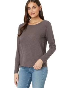 Long Sleeve Crew Neck Favorite Tee