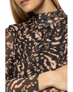 Long Sleeve Mesh Mock