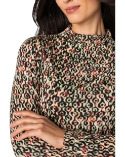 Long Sleeve Pleasted Mock Neck Knit Top with Shirring