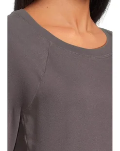 Long Sleeve Slim Crew Neck Tee