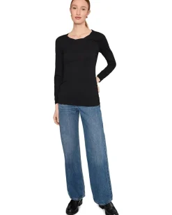 Long Sleeve Twisted Scoopneck Tee