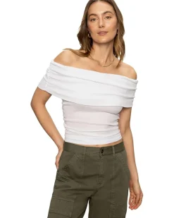 Off Shoulder Rib Tee