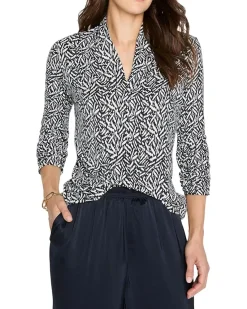 Petite Geo Toss Knit Top