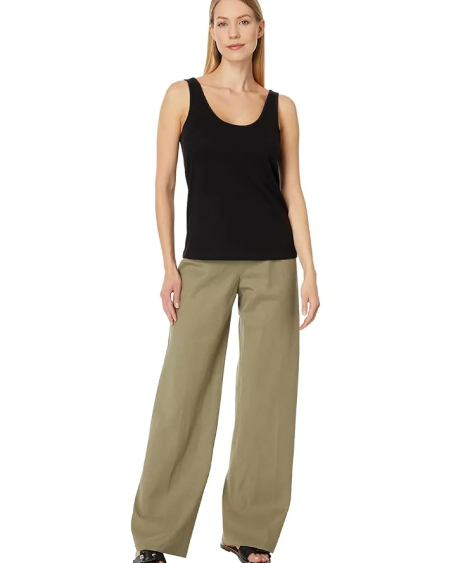 Relaxed Scoop Neck Tank