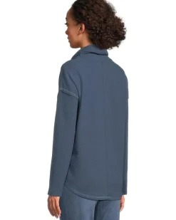 Rounded Hem Mock Neck