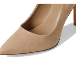 Savilla Classic Pumps