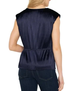 Short Sleeve Dolman V-Neck Peplum Knit Top