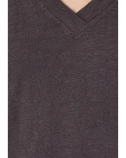 Short Sleeve V-Neck Boxy Tee