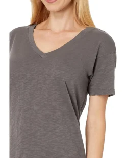 Short Sleeve V-Neck Boxy Tee