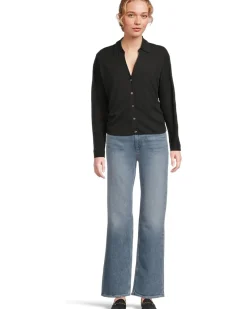 Side Pleat Button-Down