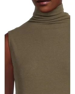 Sleeveless Turtleneck
