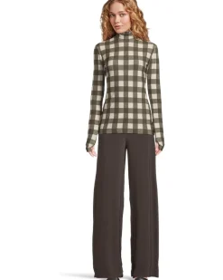 Slim Fit Long Sleeve Turtle Top