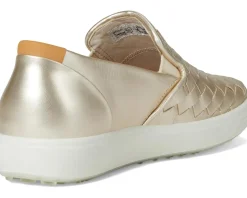 Soft 7 Woven Slip-On 3.0 Sneaker