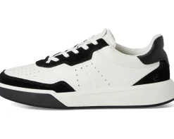 Street Court Sneaker