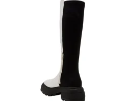 The Geli Combat Stretch Boot