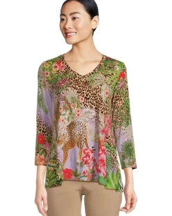 The Janie Favorite 3/4 Sleeve V-neck Swing Tee