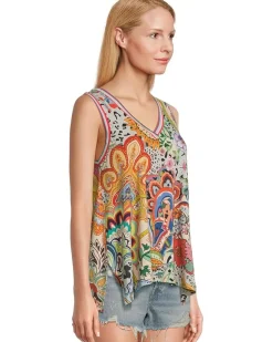 The Janie Favorite Favorite V-neck Amazing