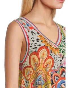 The Janie Favorite Favorite V-neck Amazing