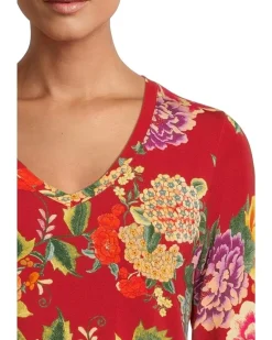 The Janie Favorite Long Sleeve V-Neck Fitted Tee