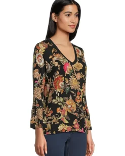 The Janie Favorite V-neck Flute Sleeve Tee- Lowri