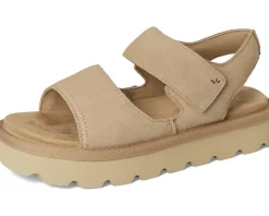 Tizz Sandals
