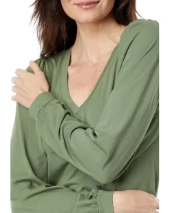 V-Neck Puff Sleeve Tee