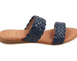 Women's Andre Assous Naria Featherweight Flat Sandal