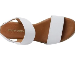 Women's Andre Assous Neveah