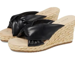 Women's Anne Klein Winnie