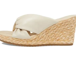 Women's Anne Klein Winnie