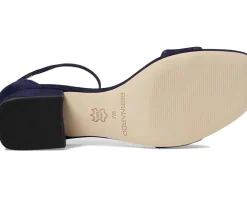 Women's Bernardo Jalena