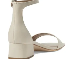 Women's Bernardo Jalena