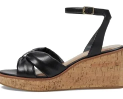 Women's Bernardo Kearny