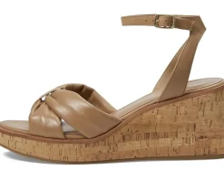 Women's Bernardo Kearny