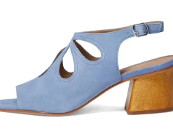 Women's Bernardo Lainey